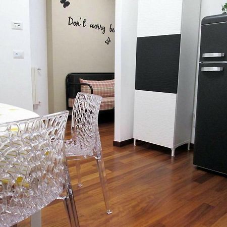 Minihouse Apartment Bari Luaran gambar