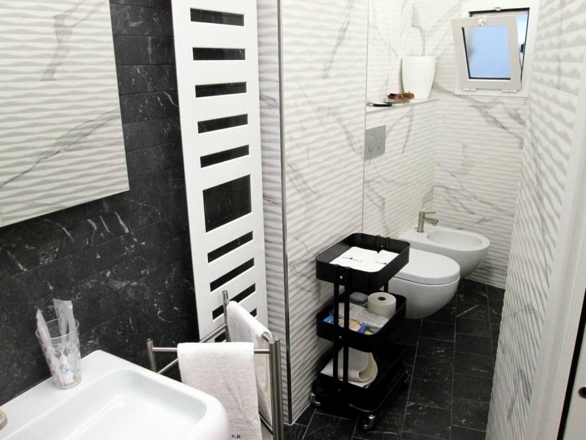 Minihouse Apartment Bari Luaran gambar